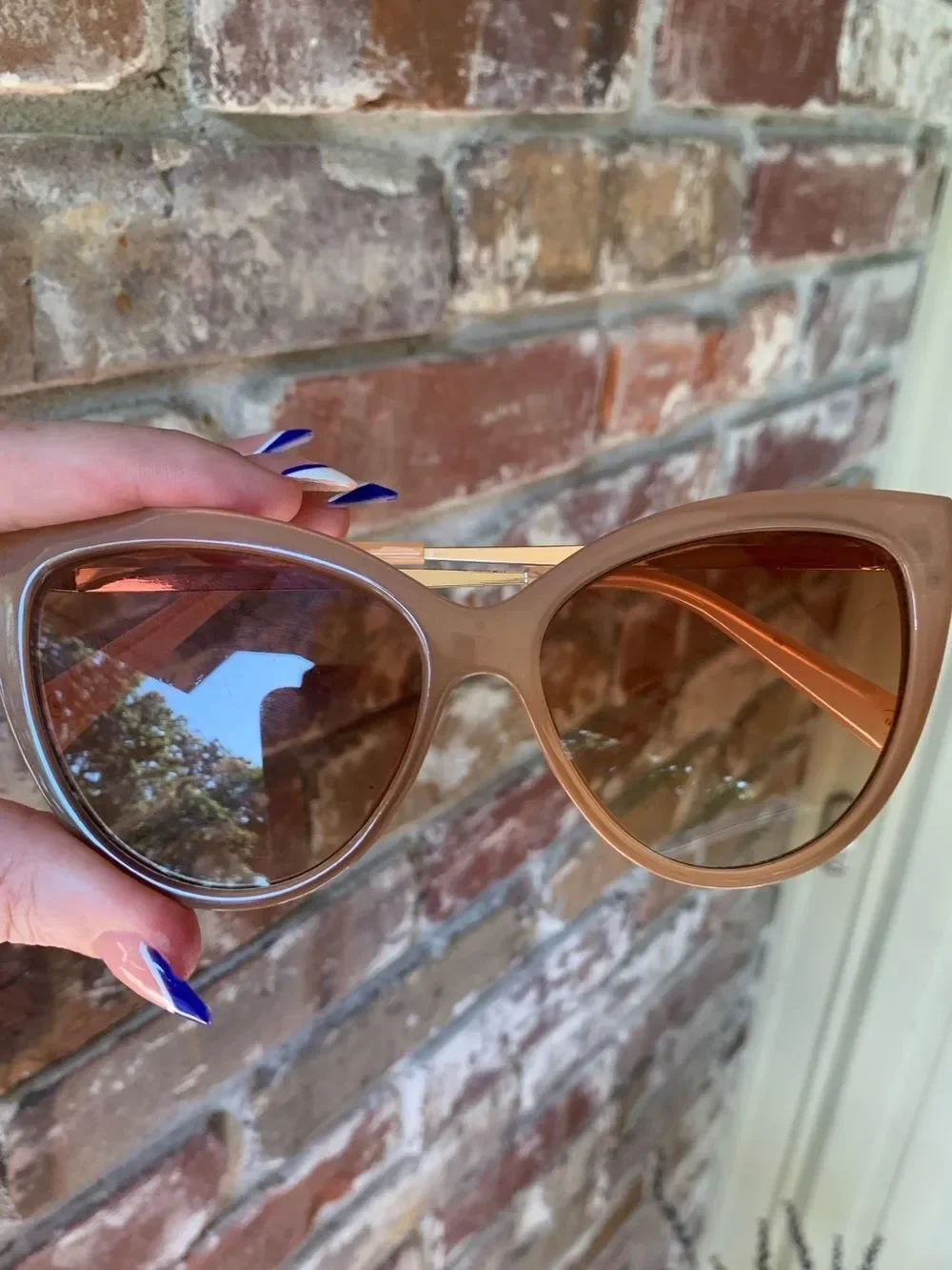 Anthropologie ett two Cat Eye Sunglasses